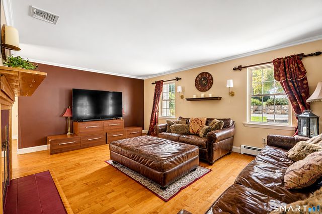 36 Shadows End Lane, Milford, CT 06460