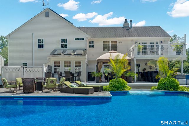 36 Shadows End Lane, Milford, CT 06460