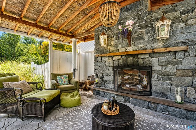 36 Shadows End Lane, Milford, CT 06460
