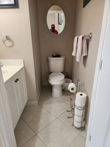 5148 S Aurora Lake Circle, Greenacres, FL 33463