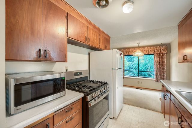 12524 13th Avenue SW, Burien, WA 98146