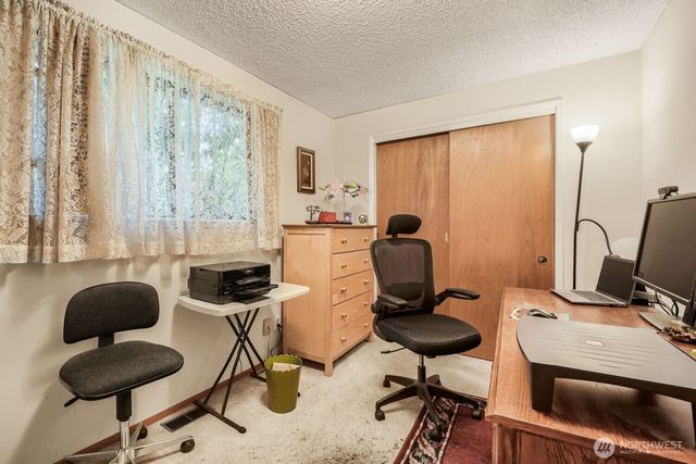 12524 13th Avenue SW, Burien, WA 98146