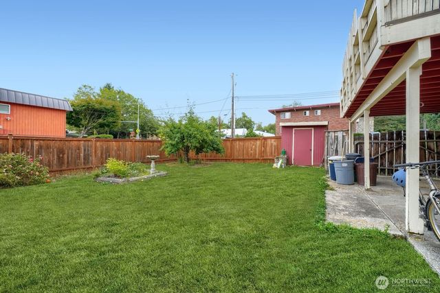 12524 13th Avenue SW, Burien, WA 98146