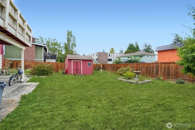 12524 13th Avenue SW, Burien, WA 98146