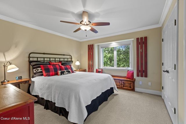 17371 S Running Bear Rd, Coeur D'alene, ID 83814