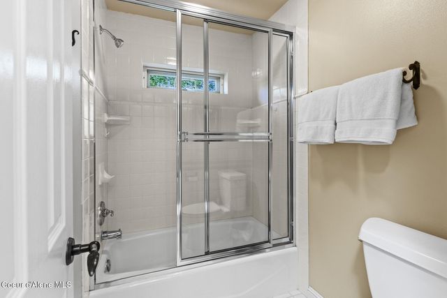 17371 S Running Bear Rd, Coeur D'alene, ID 83814