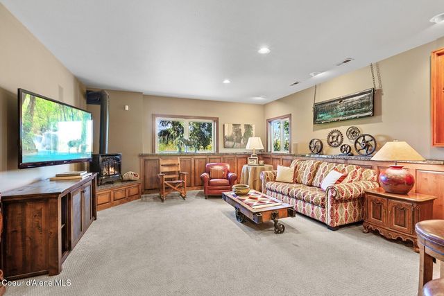 17371 S Running Bear Rd, Coeur D'alene, ID 83814