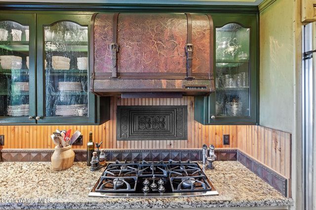 17371 S Running Bear Rd, Coeur D'alene, ID 83814