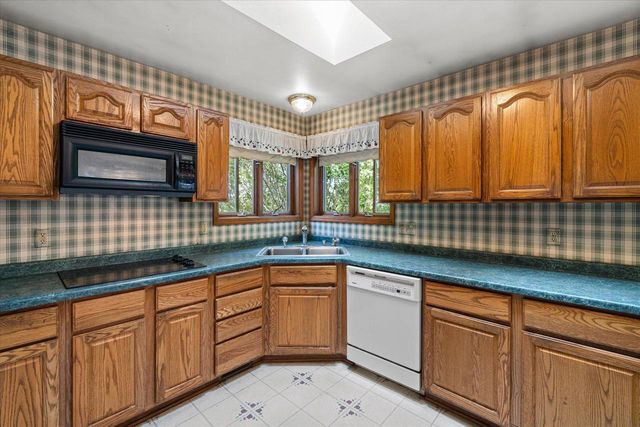 22302 Church ROAD, Kansasville, WI 53139