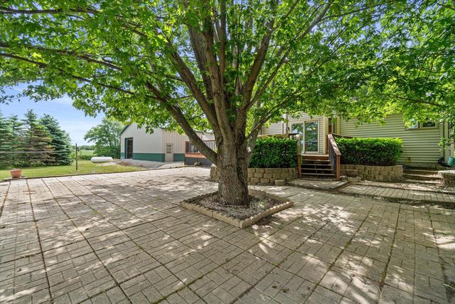 22302 Church ROAD, Kansasville, WI 53139