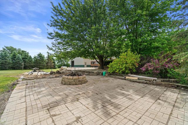 22302 Church ROAD, Kansasville, WI 53139