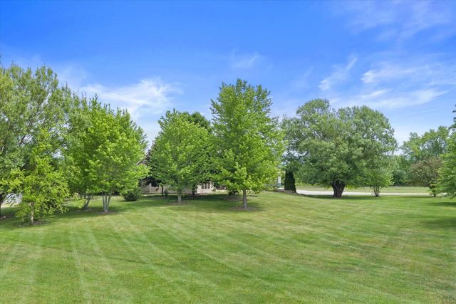 22302 Church ROAD, Kansasville, WI 53139