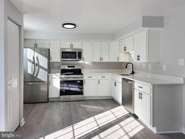 18736 PINTAIL LN, Gaithersburg, MD 20879