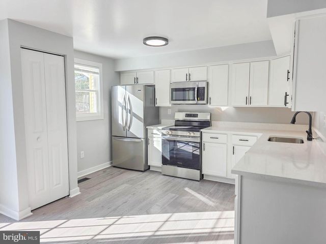 18736 PINTAIL LN, Gaithersburg, MD 20879