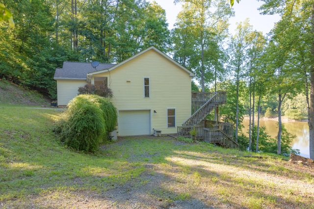 1650 Crafts Church RD, Glade Hill, VA 24092