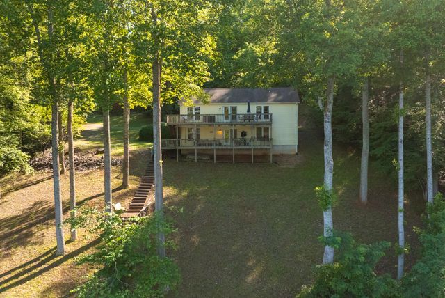 1650 Crafts Church RD, Glade Hill, VA 24092
