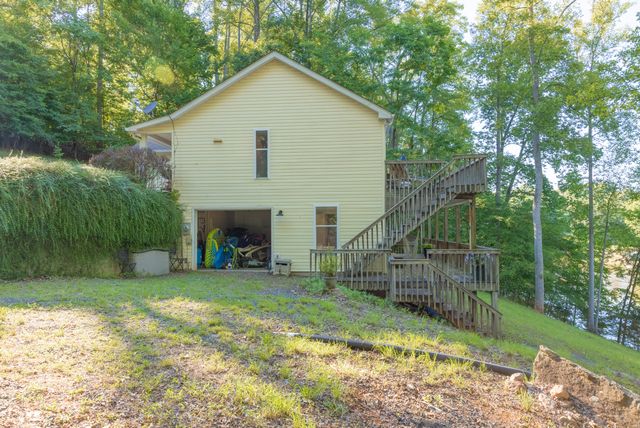 1650 Crafts Church RD, Glade Hill, VA 24092