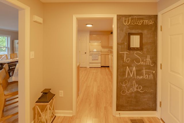 1650 Crafts Church RD, Glade Hill, VA 24092
