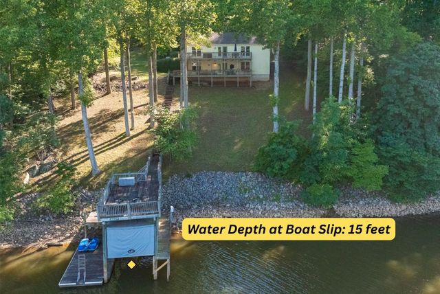 1650 Crafts Church RD, Glade Hill, VA 24092