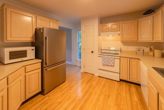 1650 Crafts Church RD, Glade Hill, VA 24092