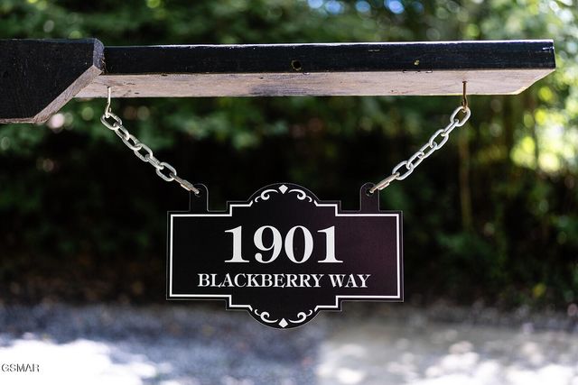 1901 Blackberry Way, Sevierville, TN 37876