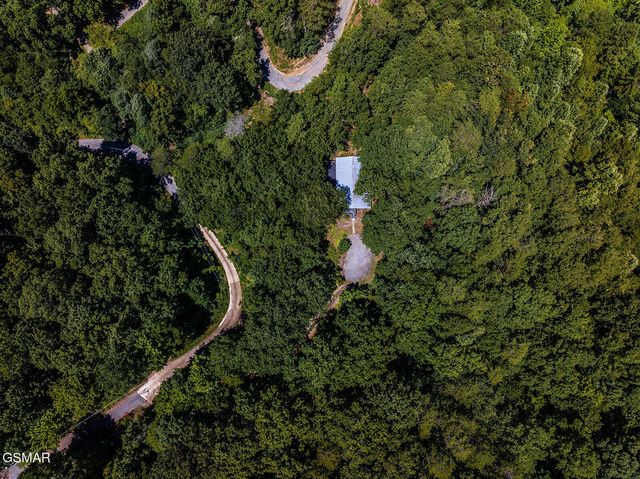 1901 Blackberry Way, Sevierville, TN 37876