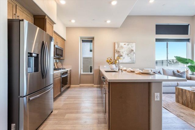 2981 Henry Miller Place 10, San Jose, CA 95136