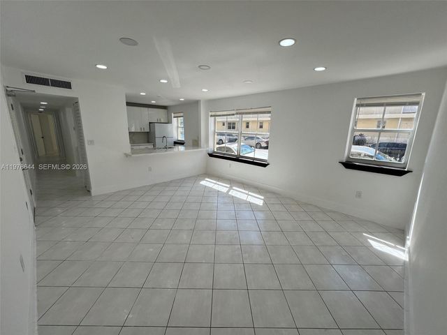 1308 Drexel Ave 103, Miami Beach, FL 33139