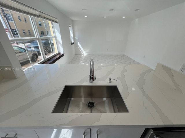 1308 Drexel Ave 103, Miami Beach, FL 33139