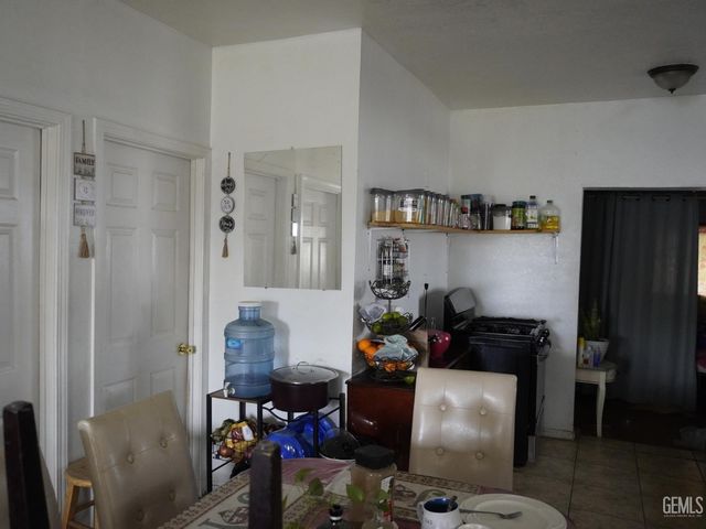 7900 Harold Street, Lamont, CA 93241