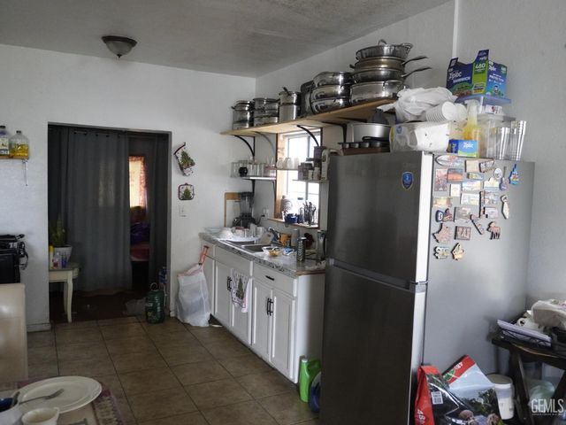 7900 Harold Street, Lamont, CA 93241