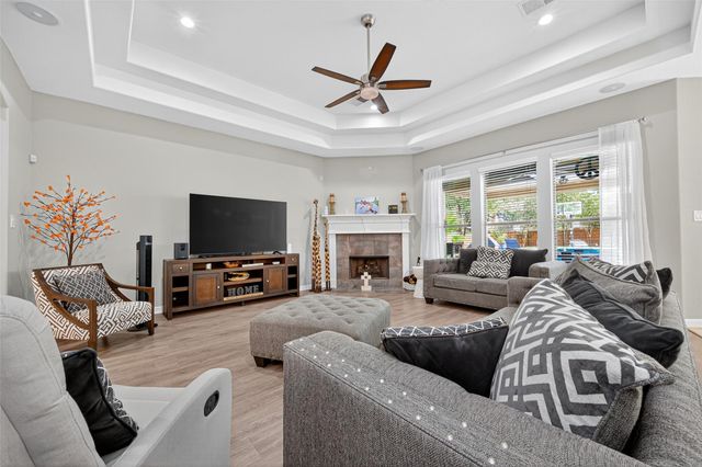15406 Winterhaven Drive, Tomball, TX 77377