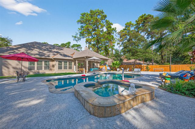 15406 Winterhaven Drive, Tomball, TX 77377
