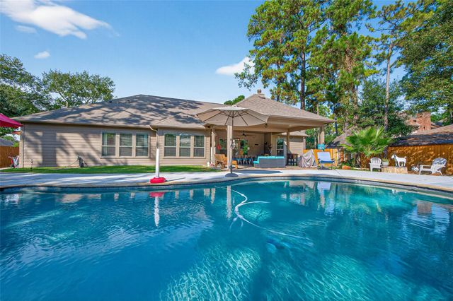 15406 Winterhaven Drive, Tomball, TX 77377