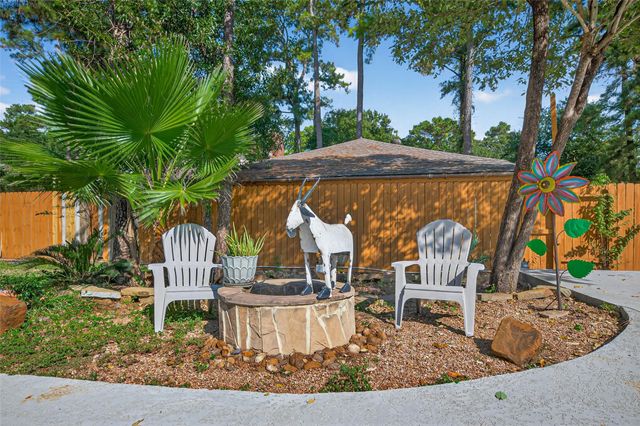 15406 Winterhaven Drive, Tomball, TX 77377