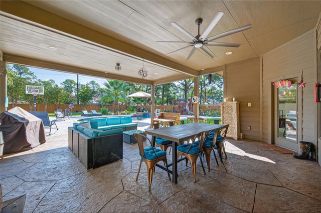 15406 Winterhaven Drive, Tomball, TX 77377