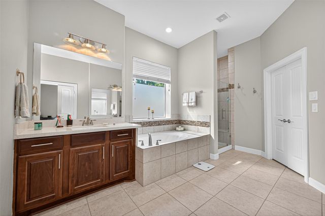 15406 Winterhaven Drive, Tomball, TX 77377