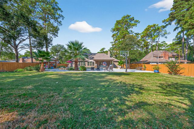 15406 Winterhaven Drive, Tomball, TX 77377
