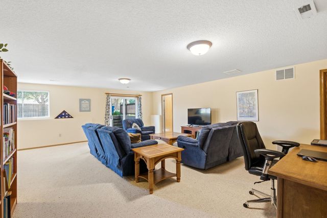 522 N Prairie Creek, Kechi, KS 67067