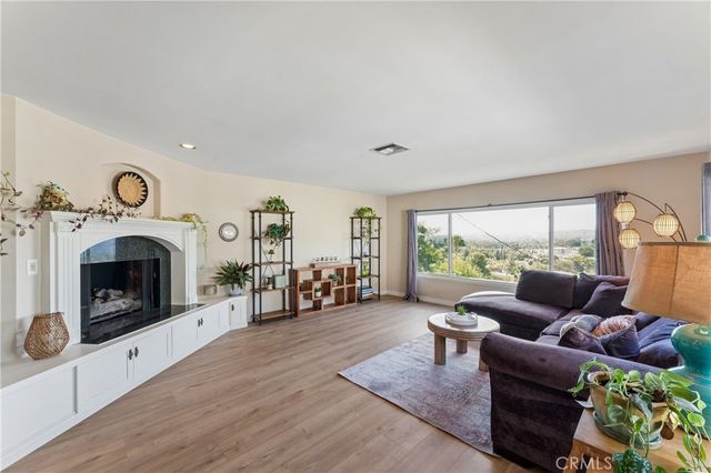 5365 Elvira Road, Woodland Hills, CA 91364