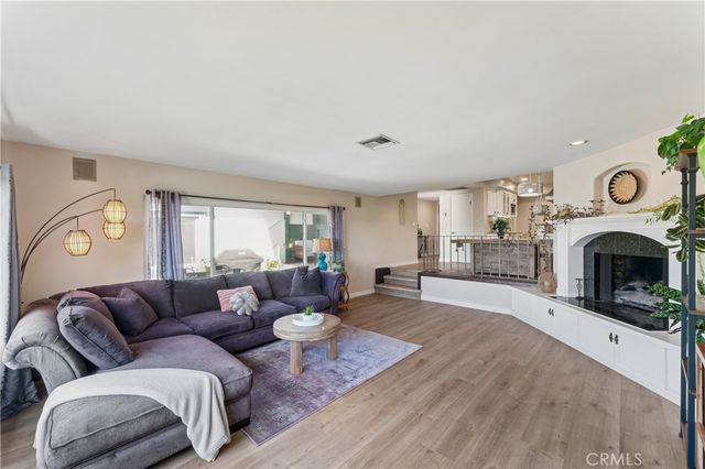 5365 Elvira Road, Woodland Hills, CA 91364