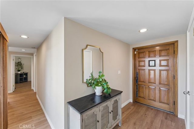 5365 Elvira Road, Woodland Hills, CA 91364
