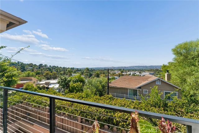 5365 Elvira Road, Woodland Hills, CA 91364