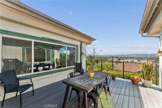 5365 Elvira Road, Woodland Hills, CA 91364