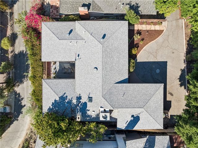5365 Elvira Road, Woodland Hills, CA 91364
