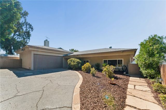 5365 Elvira Road, Woodland Hills, CA 91364