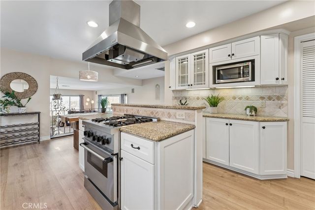 5365 Elvira Road, Woodland Hills, CA 91364