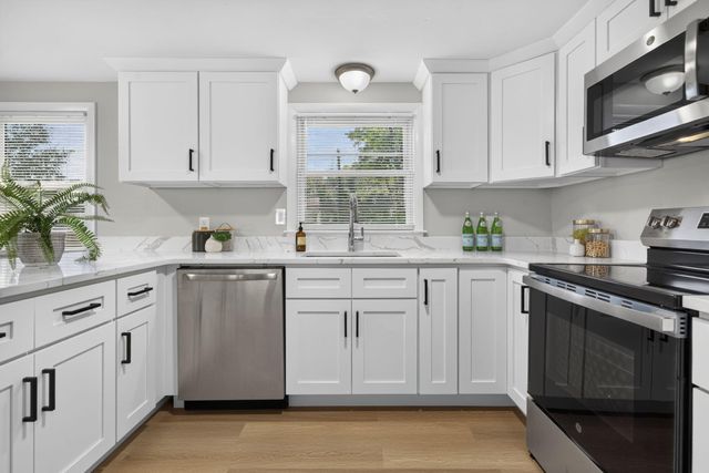 6 Handy Road, Pocasset, MA 02559