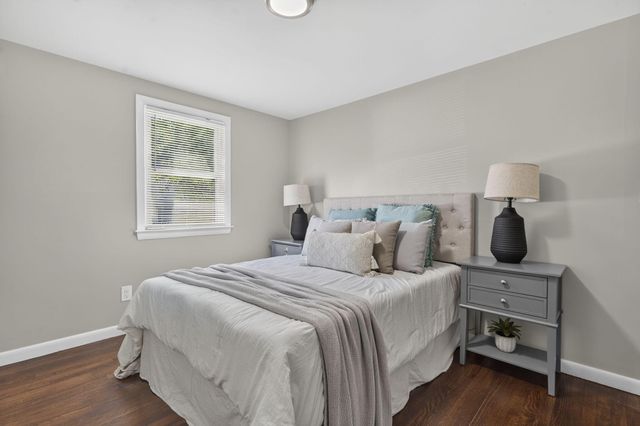 6 Handy Road, Pocasset, MA 02559