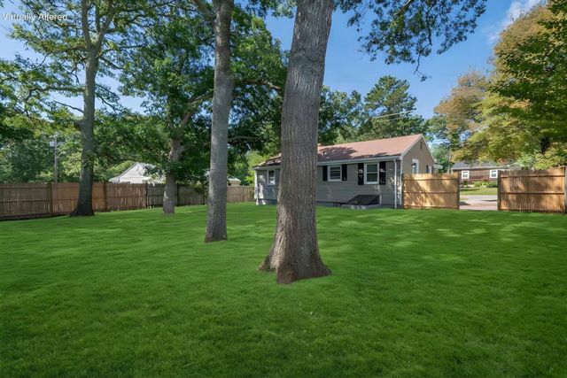 6 Handy Road, Pocasset, MA 02559